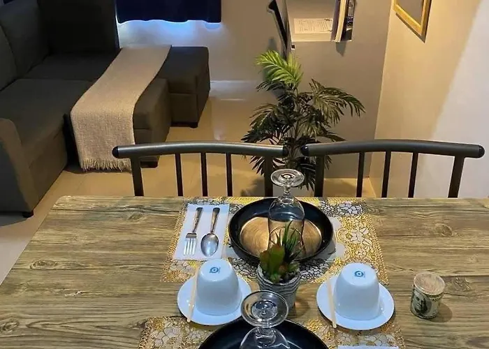 Comfy Corner Staycation - Azure 公寓